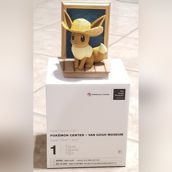Pokemon Center x Van Gogh Museum: Eevee Inspired by Self-Portrait Figure - Picture 2 of 7